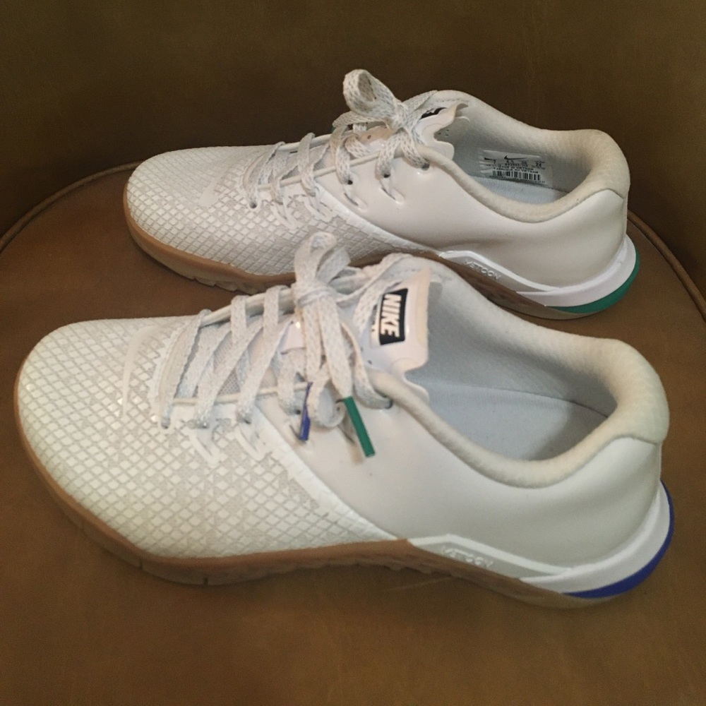 NWOT Nike Metcon 4s